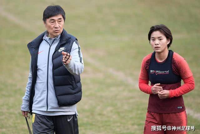 布莱顿强势五连胜，格罗斯助力球队火力全开